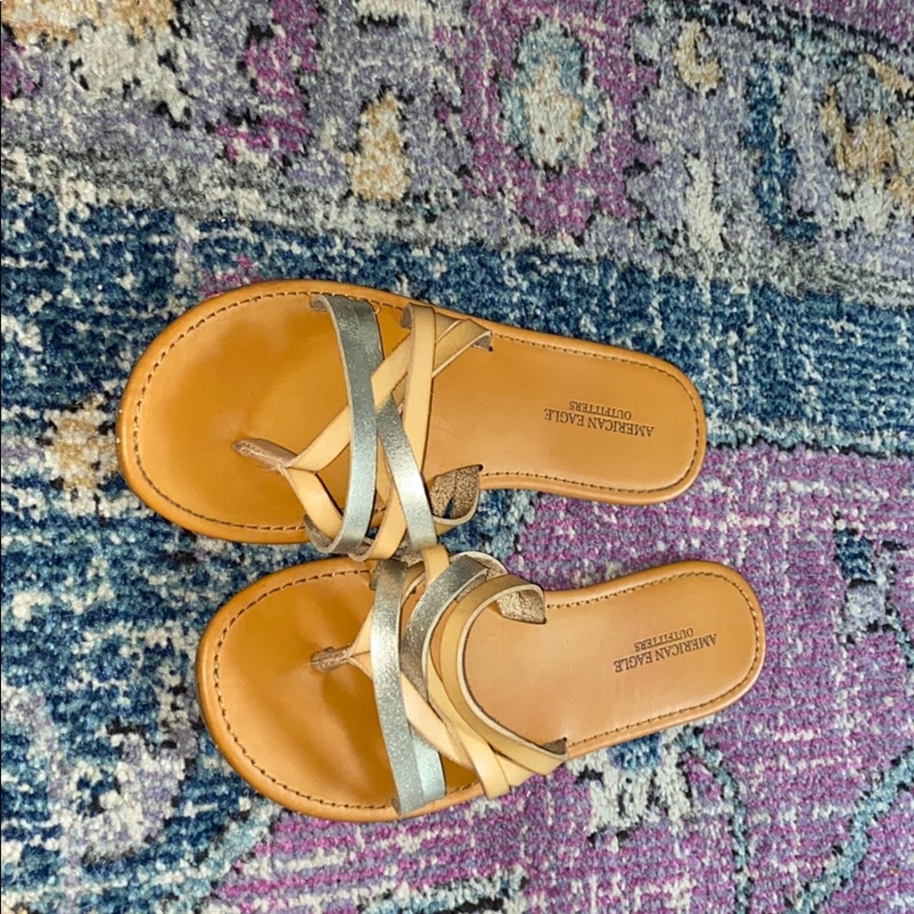 American eagle flip flops